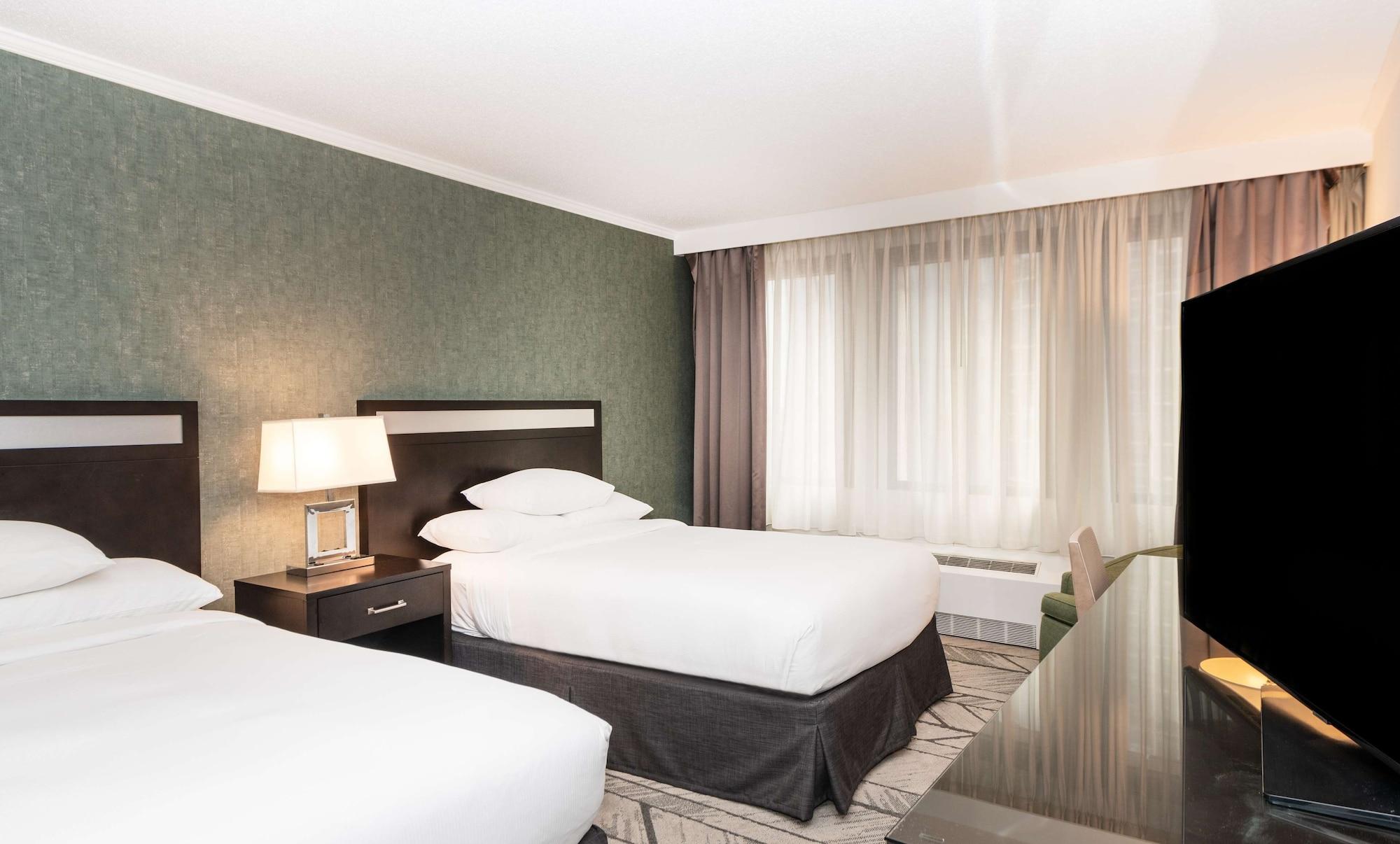 Отель Doubletree By Hilton Newark Penn Station, Nj Экстерьер фото